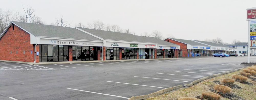 Glen Este Village Centre: 956 Old State Route 74, Batavia, OH 45103